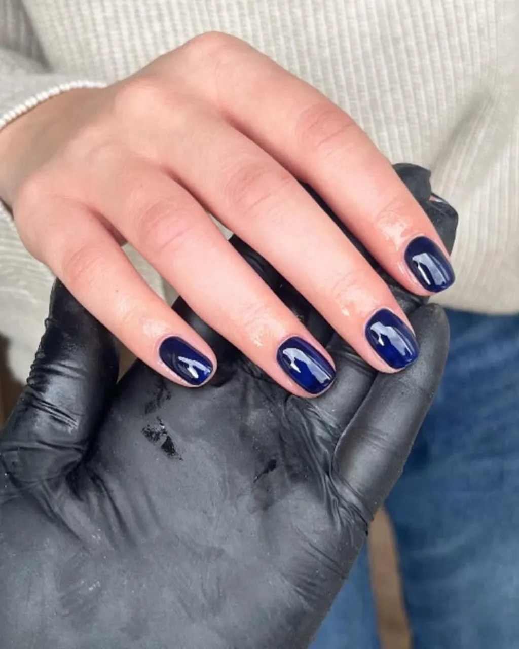 Шість відтінків манікюру, які стануть прикрасою осені: оберіть колір для себе