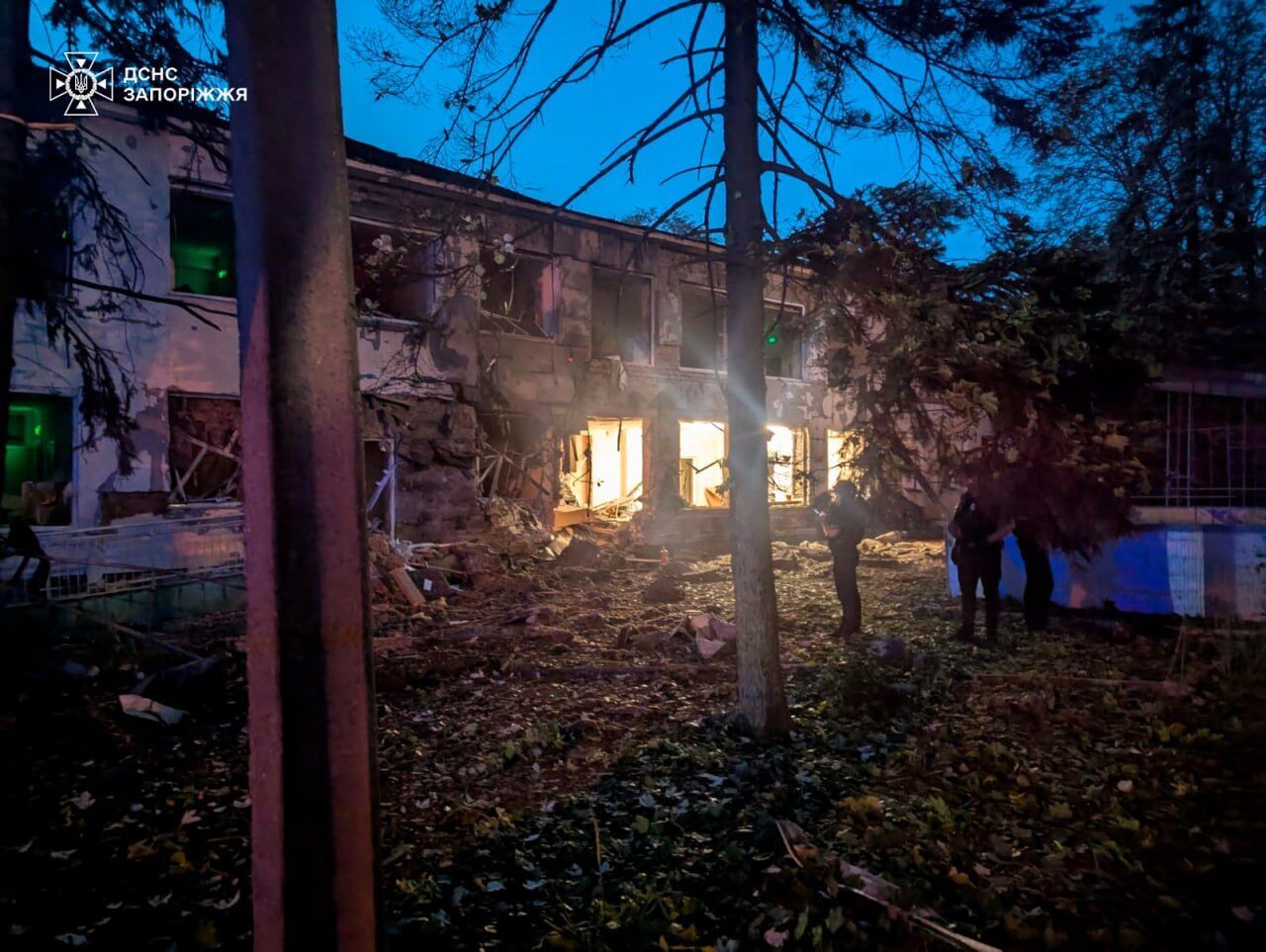 Россияне атаковали Запорожье дронами: пострадали жилые дома и детский сад, есть раненые. Фото и видео