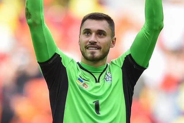 "Динамо" не захотело принимать в команду выгнанного вратаря сборной Украины: СМИ раскрыли детали
