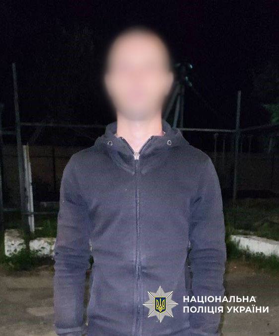 У супермаркеті Києва чоловік украв у пенсіонера 30 тисяч грн: чим закінчилось. Фото