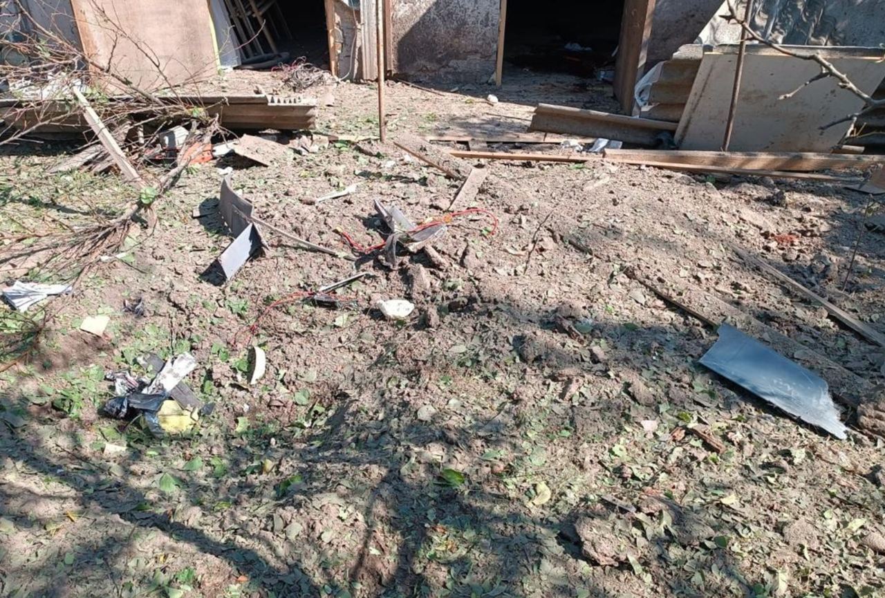 Війська РФ запустили дрони по цивільних на Чернігівщині: є жертва і поранена