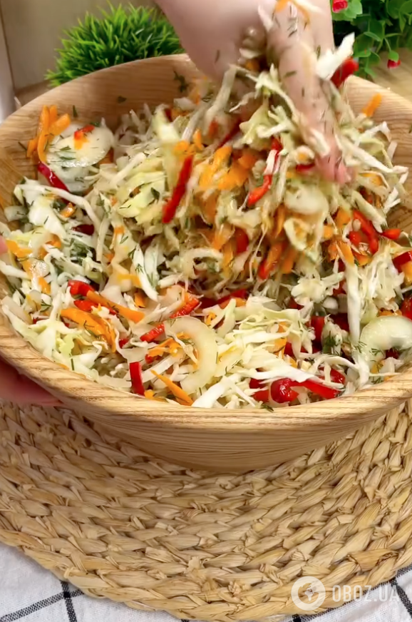Салат з капусти з морквою