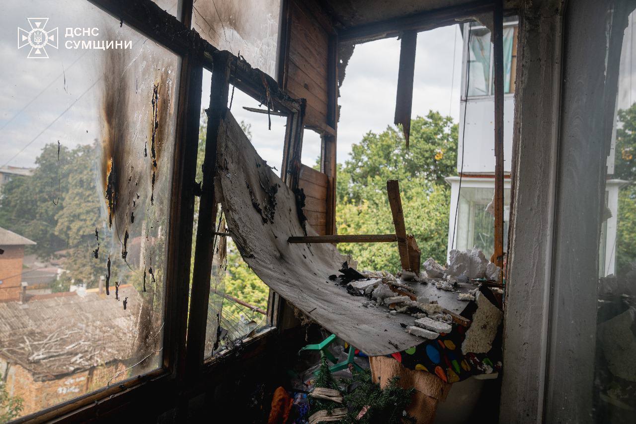 Оккупанты атаковали центр Сум: среди пострадавших – дети