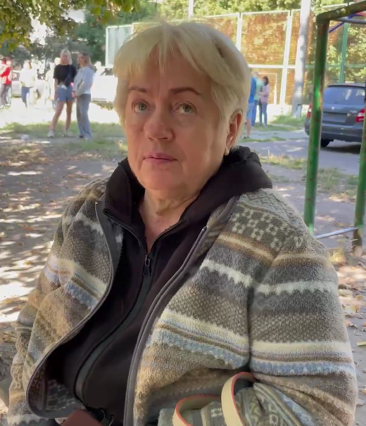 "Зятя до сих пор ищут": киевлянка, в чью квартиру попал вражеский дрон, чудом выжила. Видео