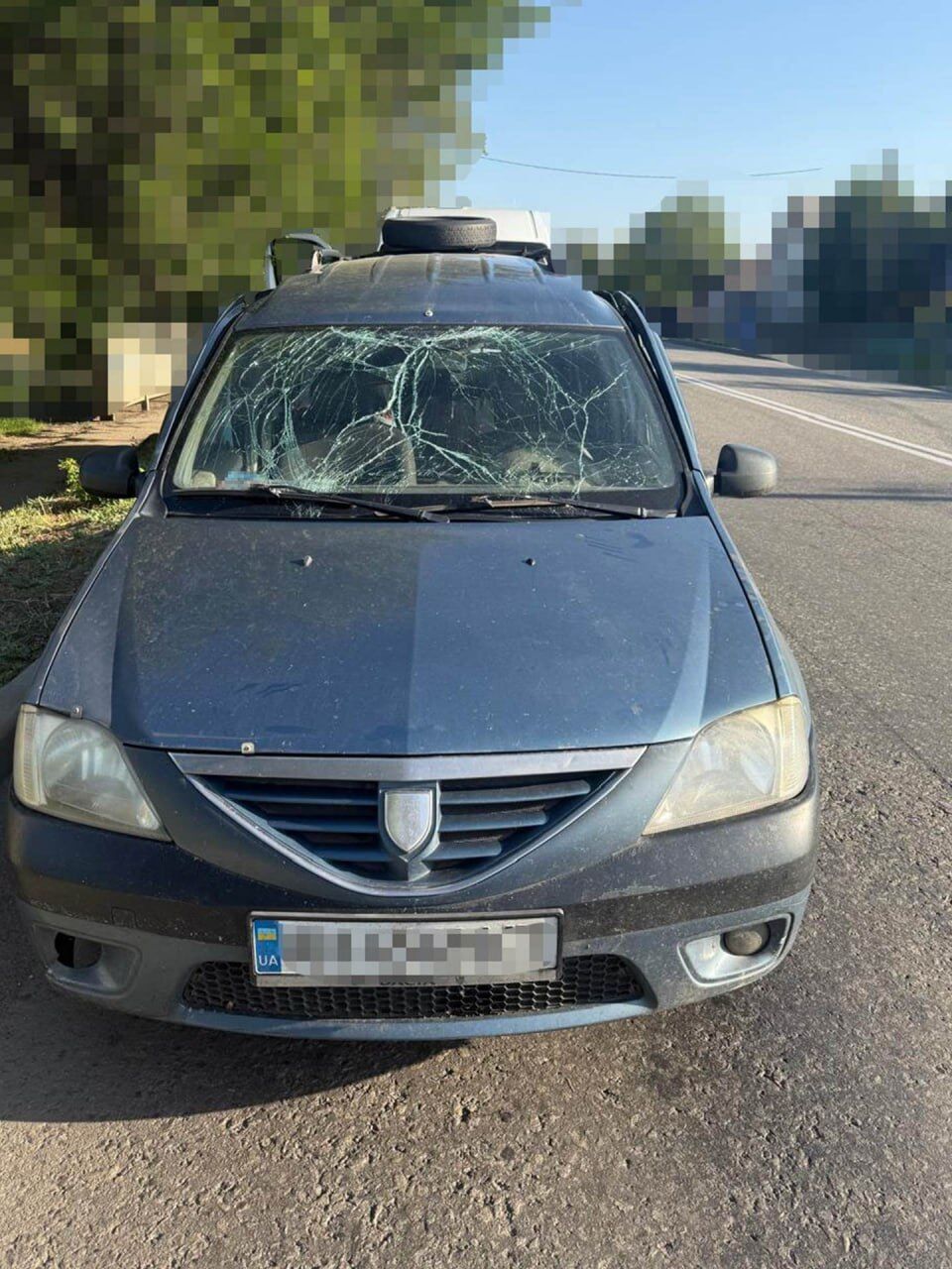 Під Слов’янськом окупанти поцілили FPV-дроном у цивільну автівку: є загибла, п’ятеро поранені