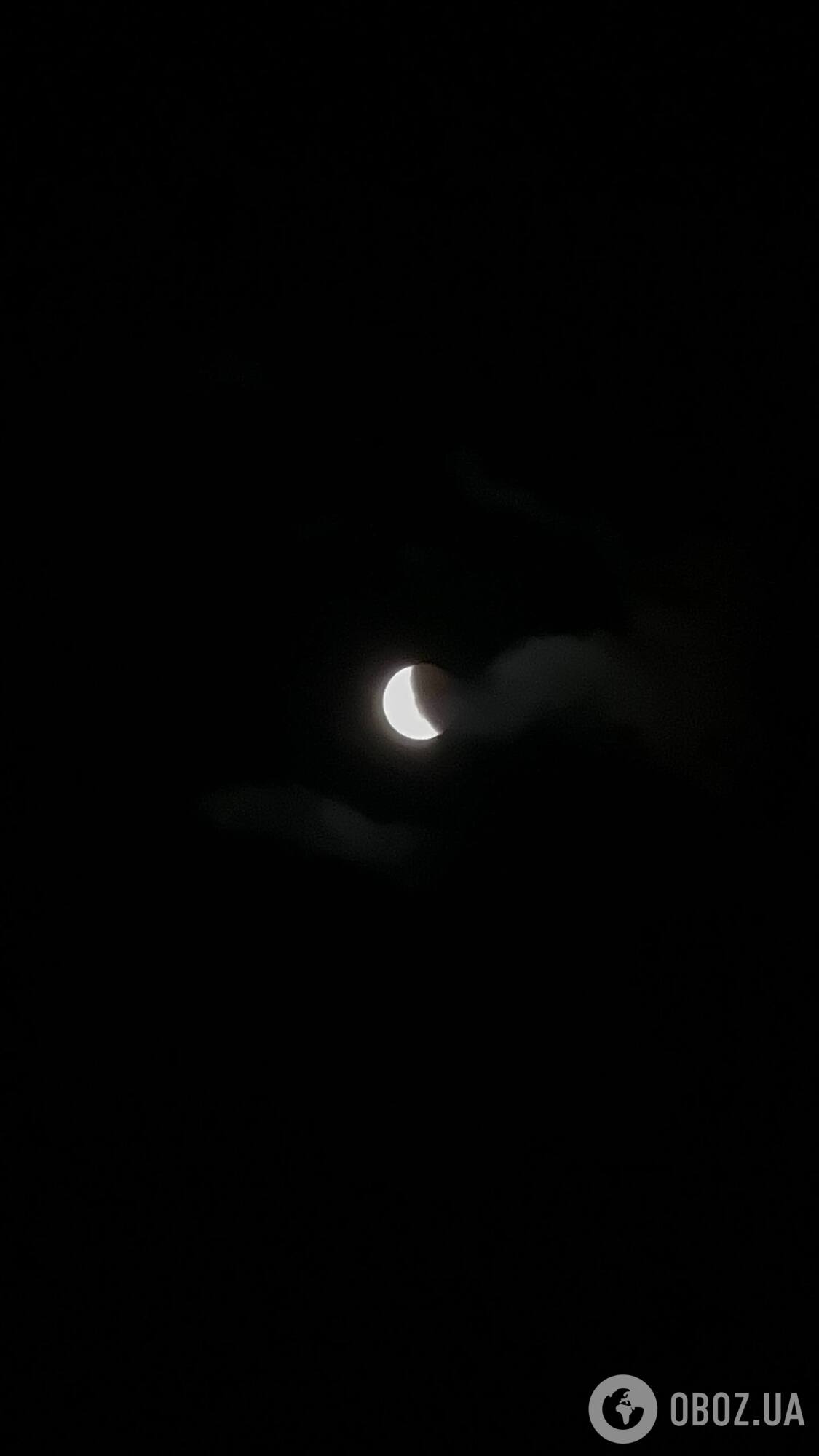 Над Украиной взошла Кровавая Луна. Фото