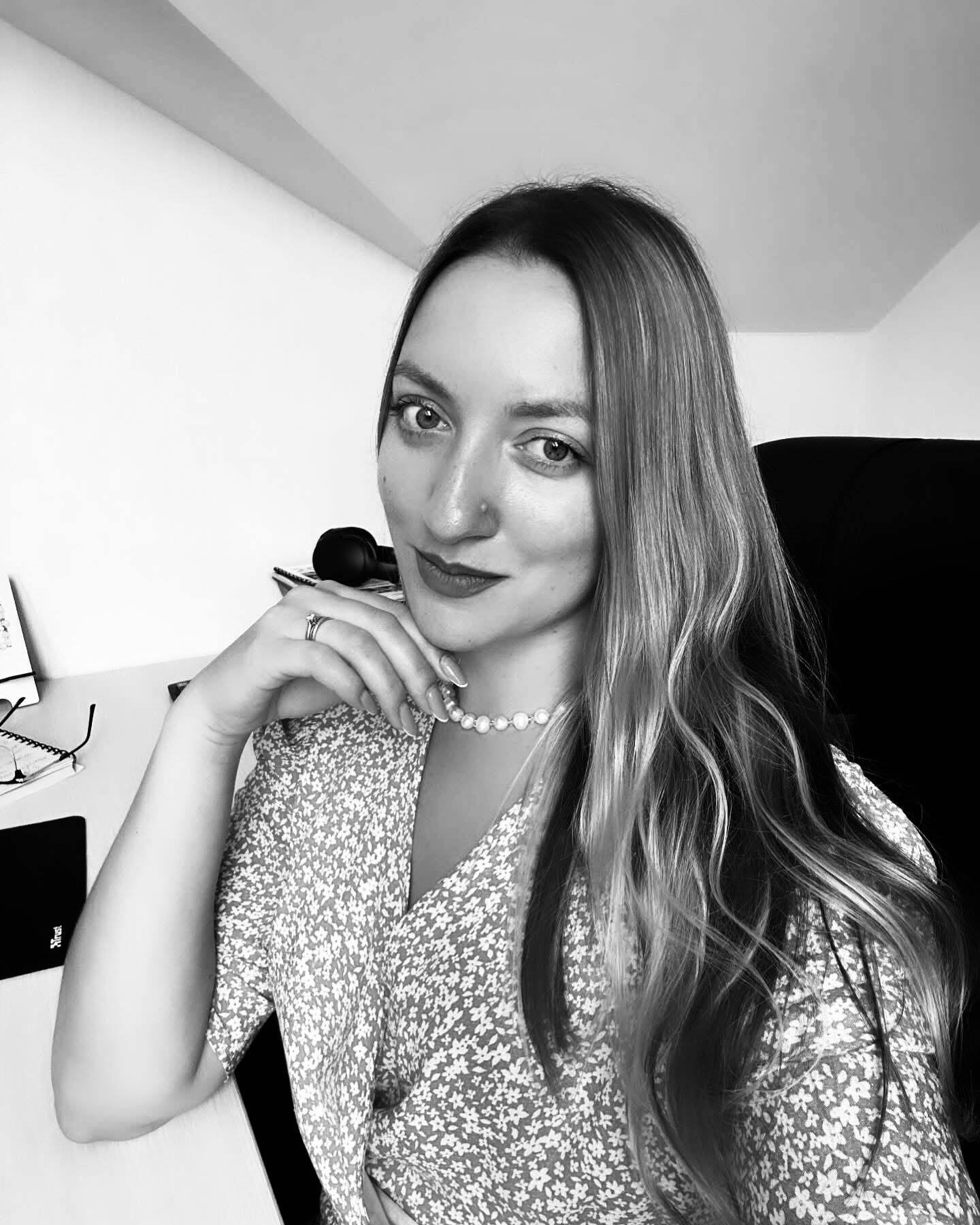 Вилетіли з вікна 6-го поверху: РФ ударом по Києву вбила тримісячного хлопчика та його матір. Фото та відео