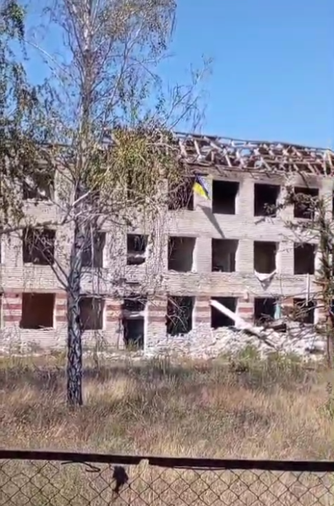 Повністю під контролем: українські військові звільнили від ворога селище Зарічне на Донеччині. Відео