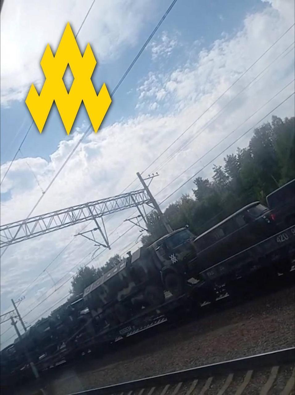 Росія перекидає техніку з Ленінградської області на фронт: в "Атеш" розкрили подробиці. Фото