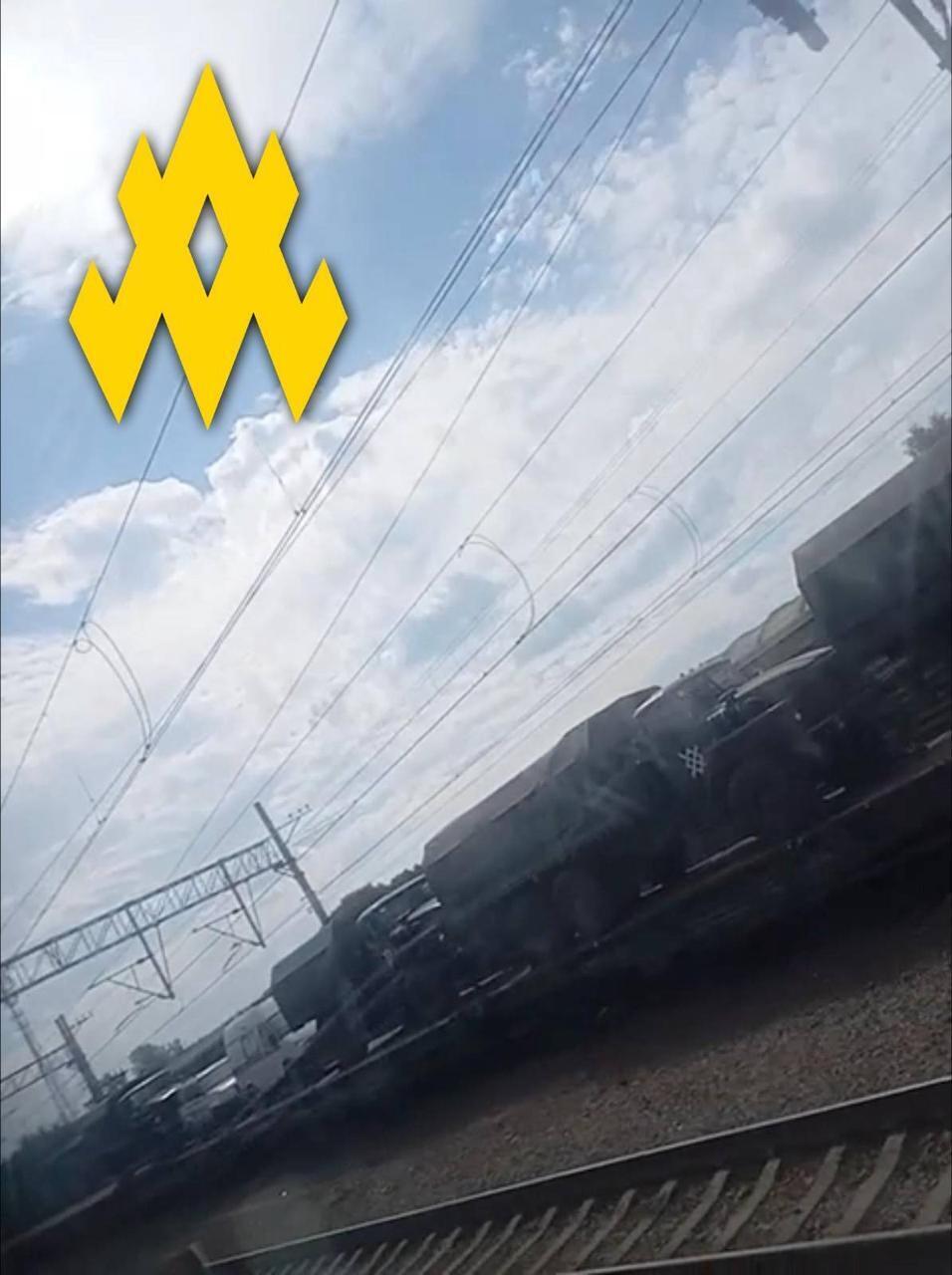 Росія перекидає техніку з Ленінградської області на фронт: в "Атеш" розкрили подробиці. Фото