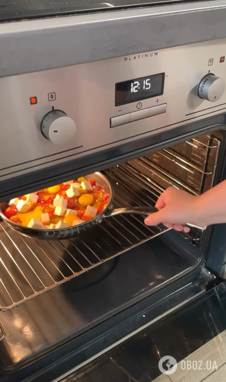 Запеченная яичница: как вкусно приготовить привычное блюдо по-новому