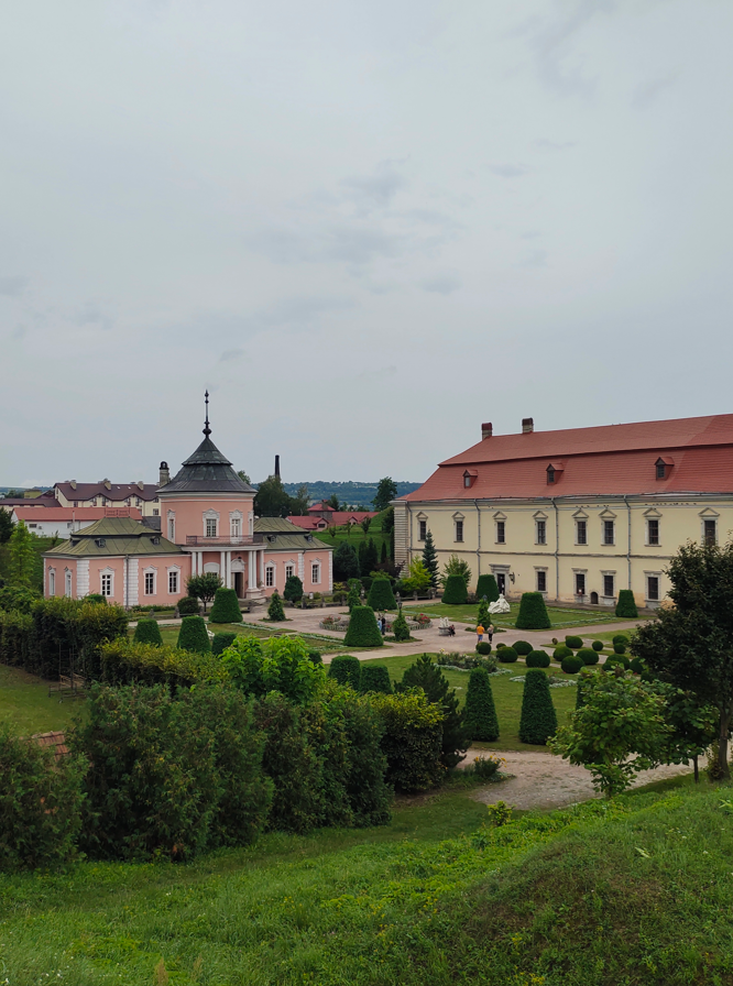 Золочів: не лише замок, а й місто з архітектурними цікавинками
