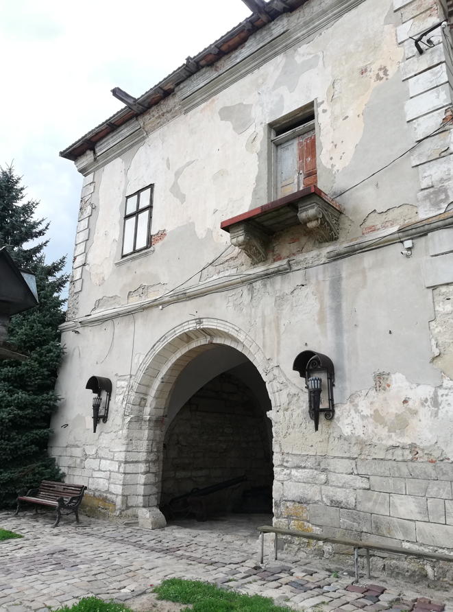 Золочів: не лише замок, а й місто з архітектурними цікавинками