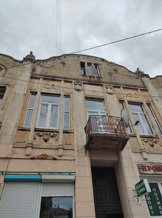 Золочів: не лише замок, а й місто з архітектурними цікавинками