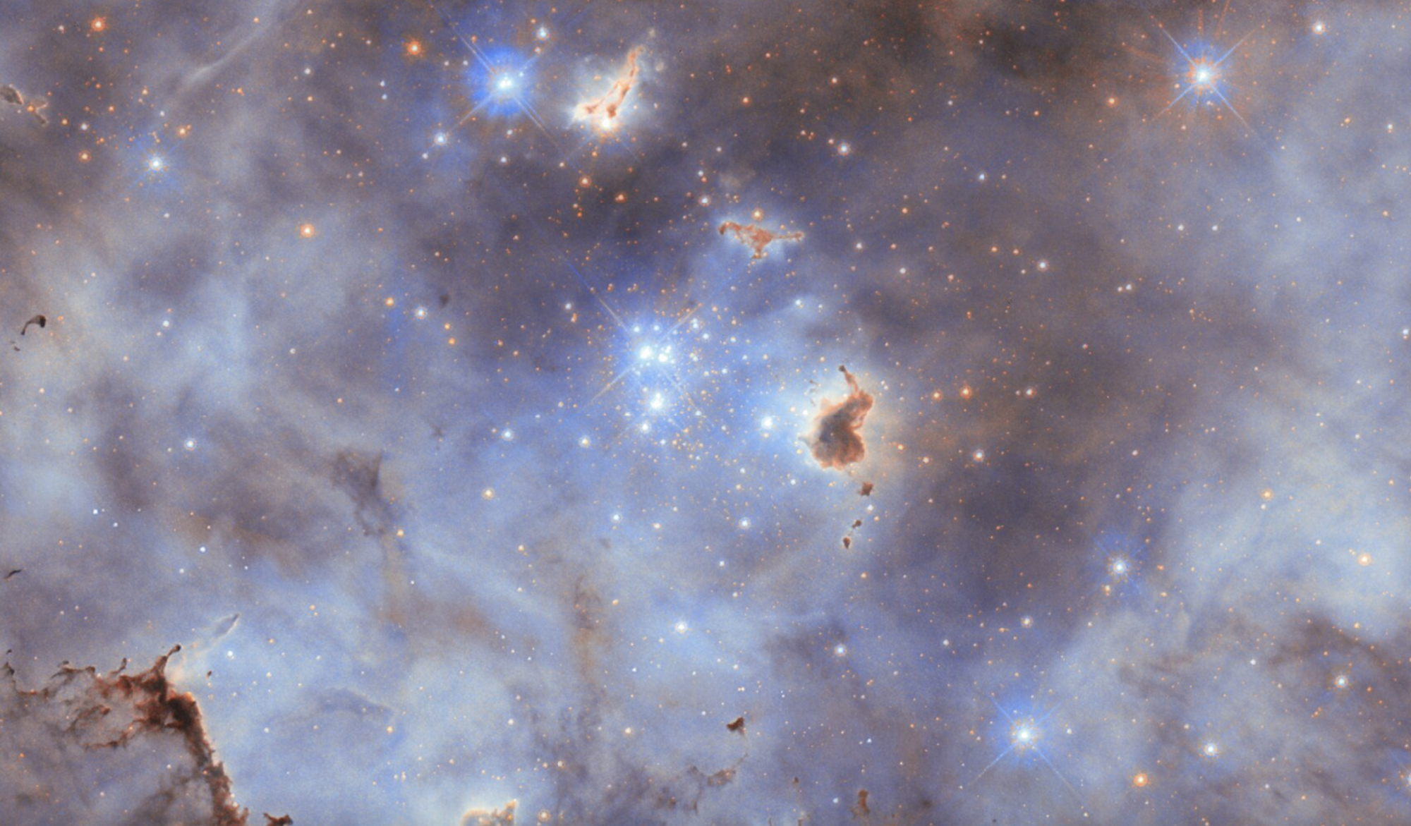 Телескоп Hubble показал "звездные ясли" в соседней галактике. Фото