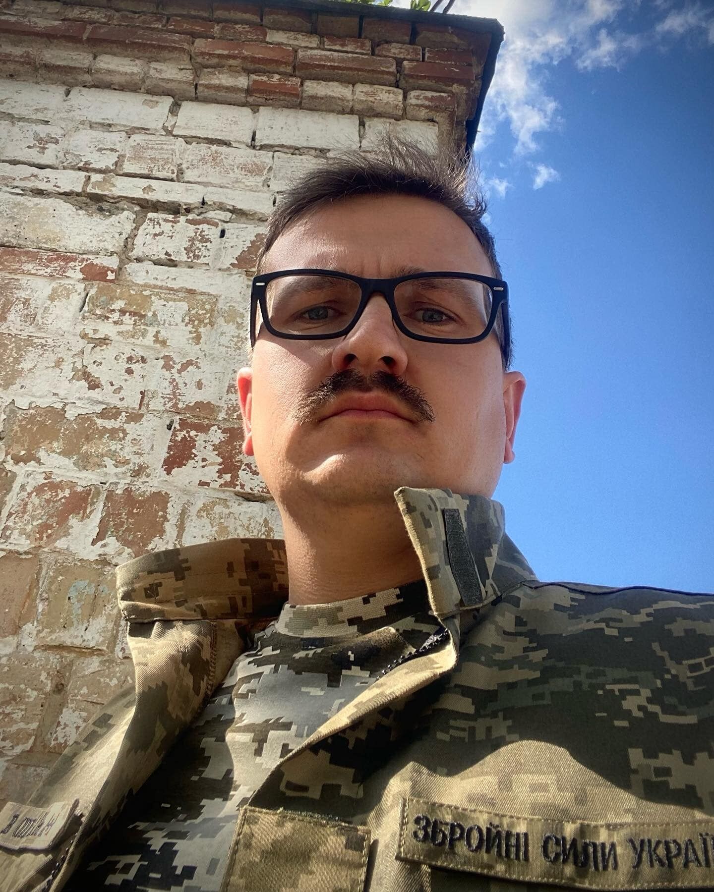 Вважався зниклим безвісти: на війні загинув телеоператор Ярослав Левицький