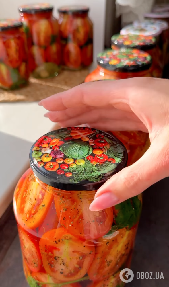 Как вкусно законсервировать помидоры