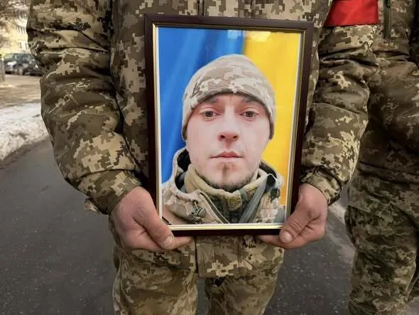 Два Героя: на Ивано-Франковщине попрощались с братьями, которые погибли на фронте. Фото