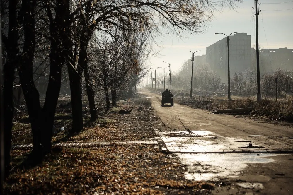 Дома как решето: как выглядит разрушенная оккупантами Константиновка сейчас. Фото