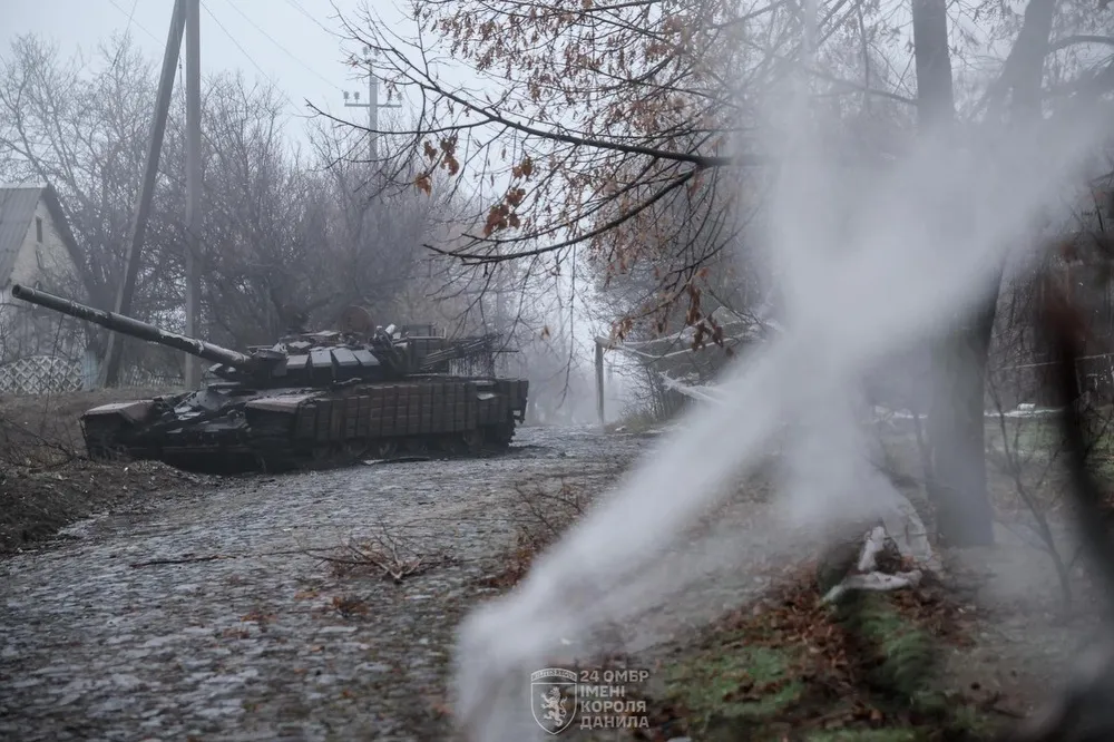 Дома как решето: как выглядит разрушенная оккупантами Константиновка сейчас. Фото