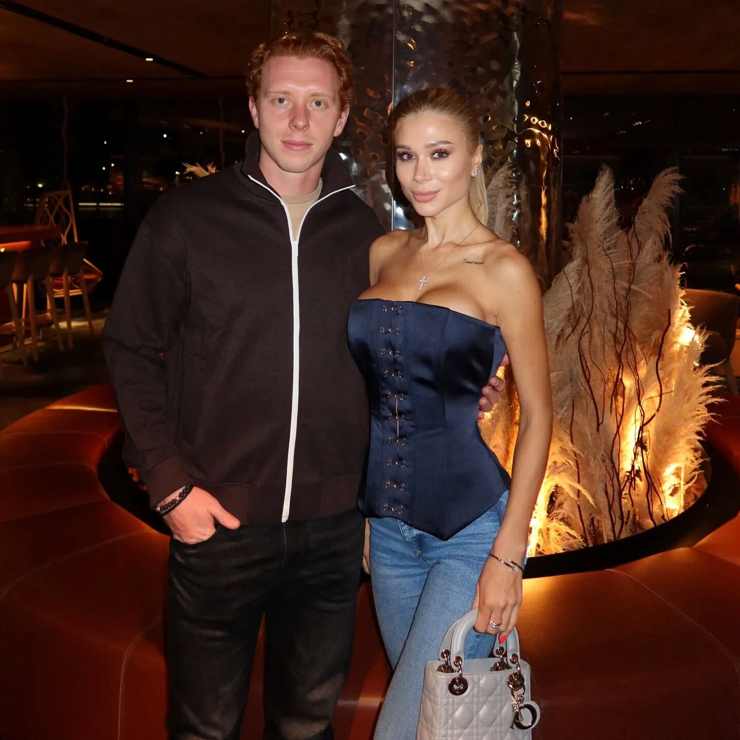 "О, мовний фронт. Іді кастрюлю надєнь". Дружина футболіста збірної України накинулася на українців