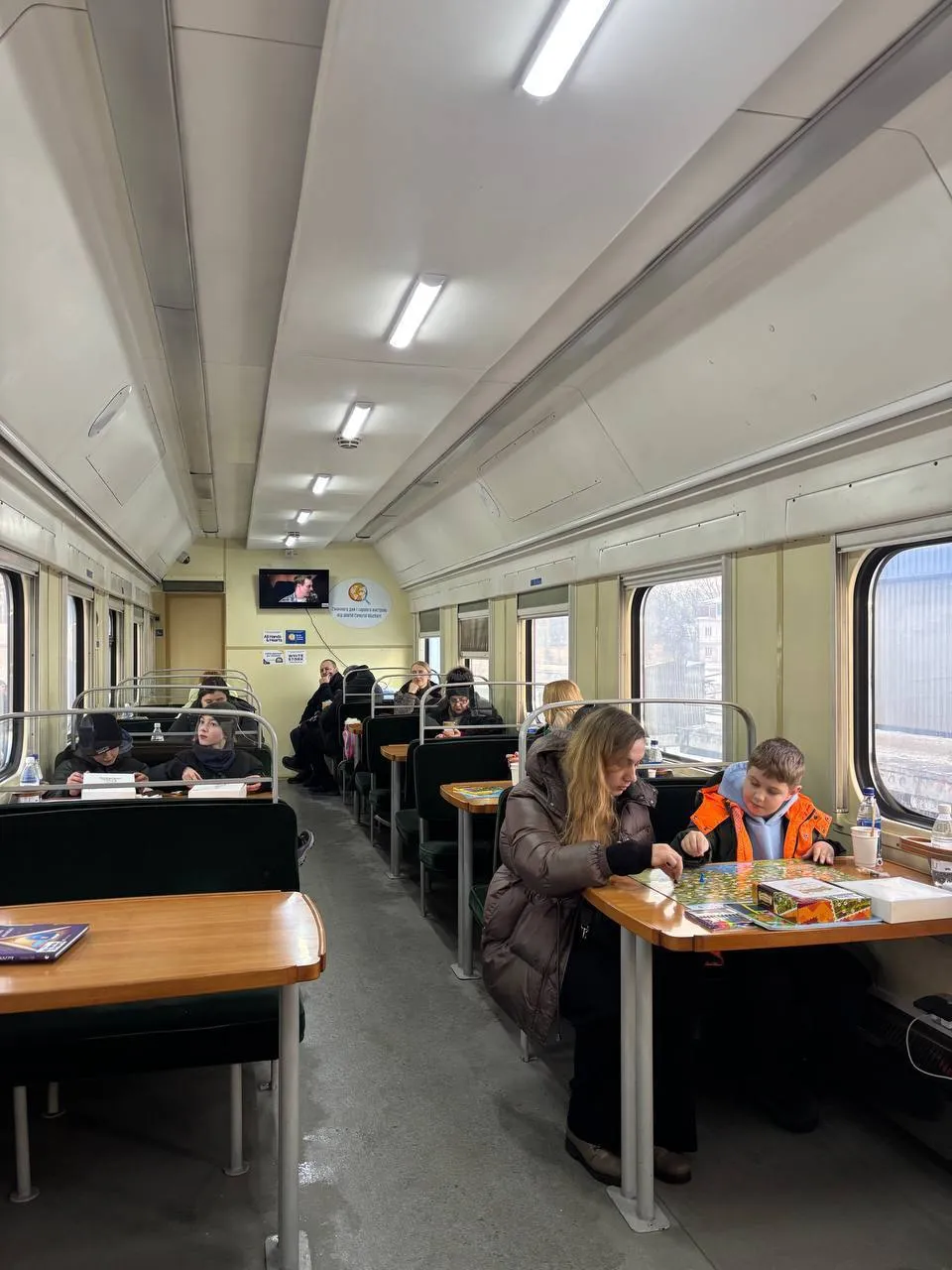 На Киевщине заработали первые 7 вагонов несокрушимости: что это и где находятся. Фото