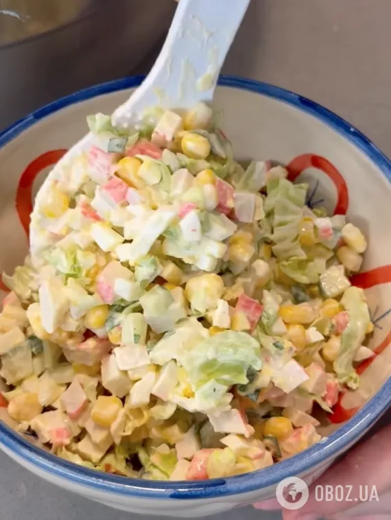 Крабовый салат с пекинской капустой: рецепт очень вкусного и легкого блюда