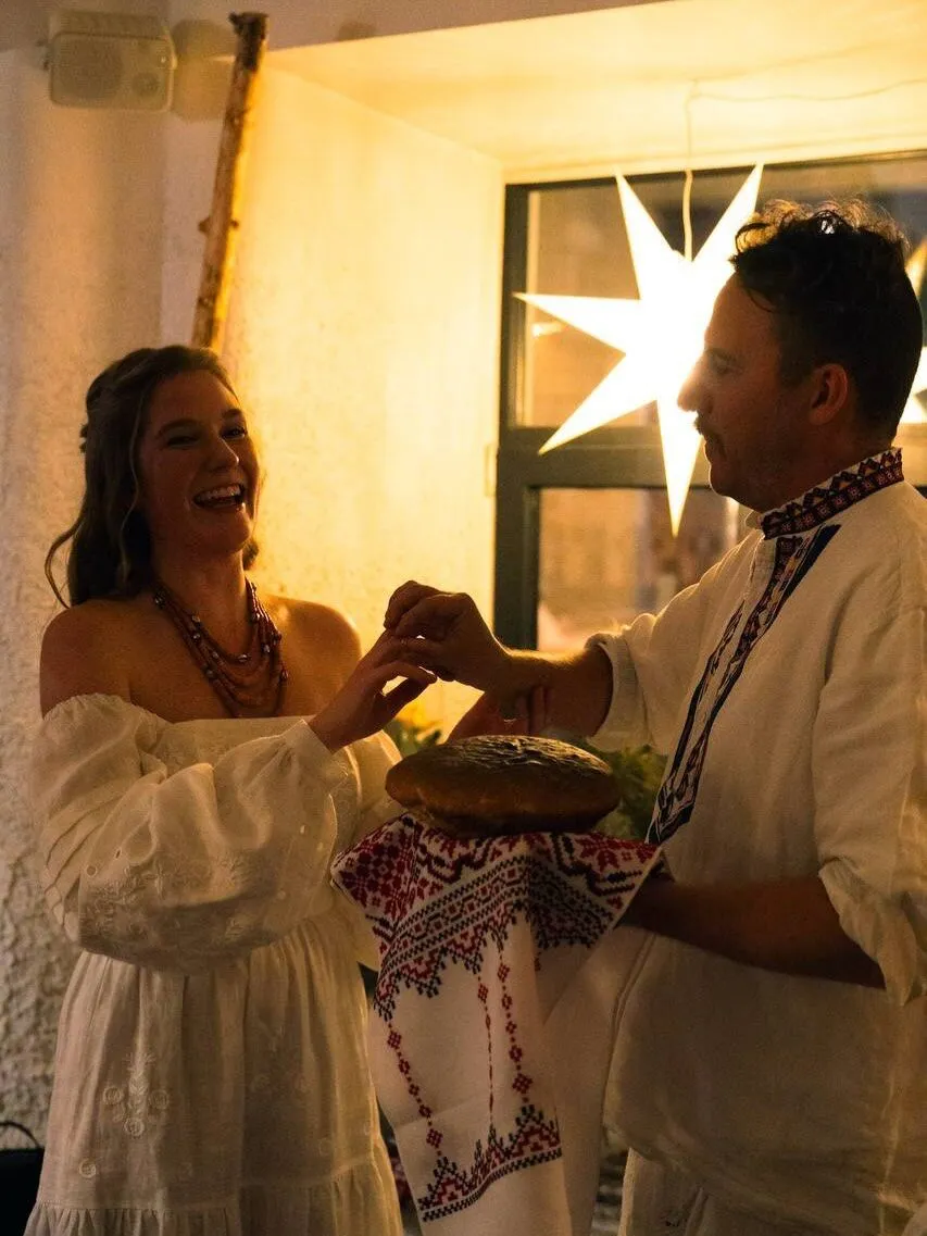 "Любовь – это свет": Евгений Клопотенко сделал предложение избраннице. Романтические фото