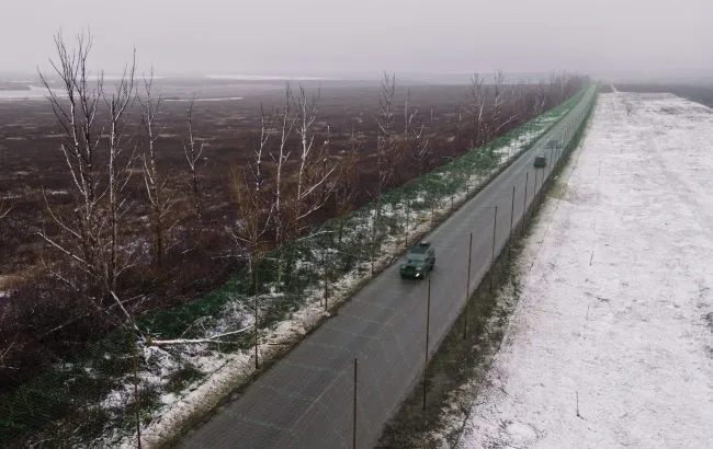 На дорогах Запорожья повреждены антидроновые тоннели: в чем причина. Фото
