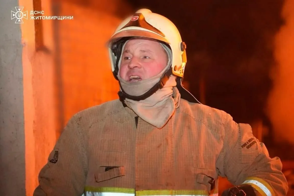 Войска РФ атаковали критическую инфраструктуру Житомирщины: есть раненые. Фото