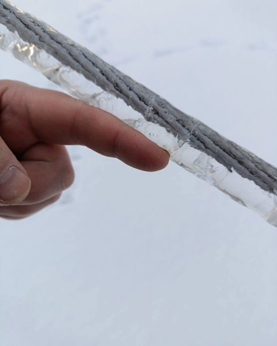 Львов засыпает снегом, в Харькове расчищают дороги: какие последствия непогоды в Украине. Фото, видео