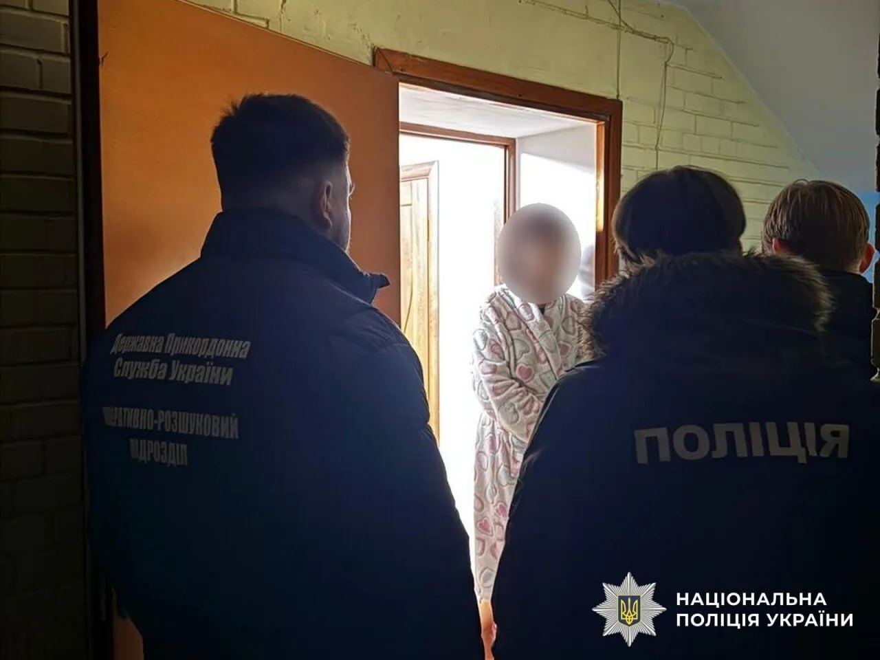 Почти 6 млн грн с 11 человек: в трех областях разоблачили каналы незаконной переправки уклонистов за границу. Фото и видео