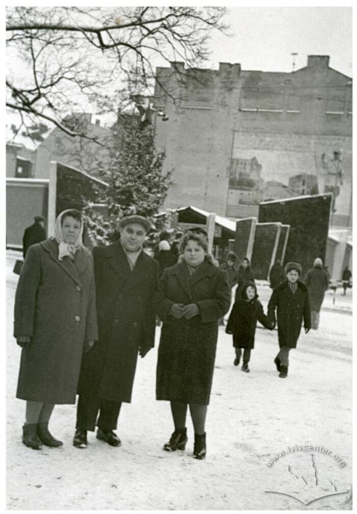 Зимний Львов: в сети показали атмосферные фото из прошлого века