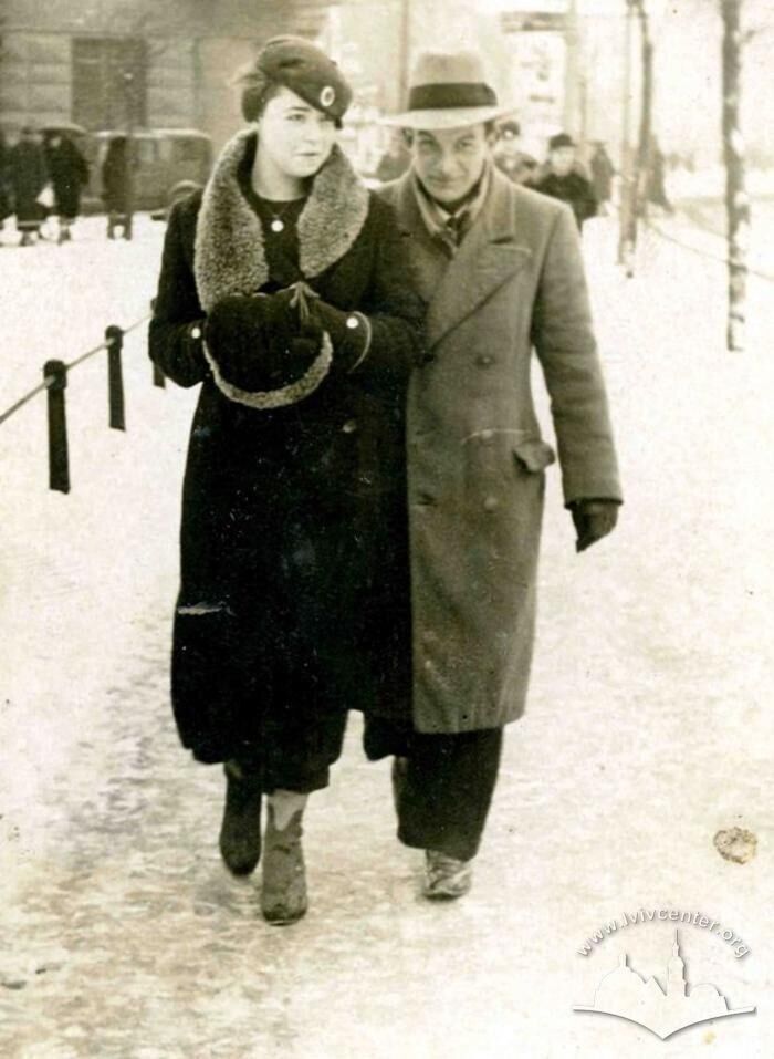 Зимний Львов: в сети показали атмосферные фото из прошлого века