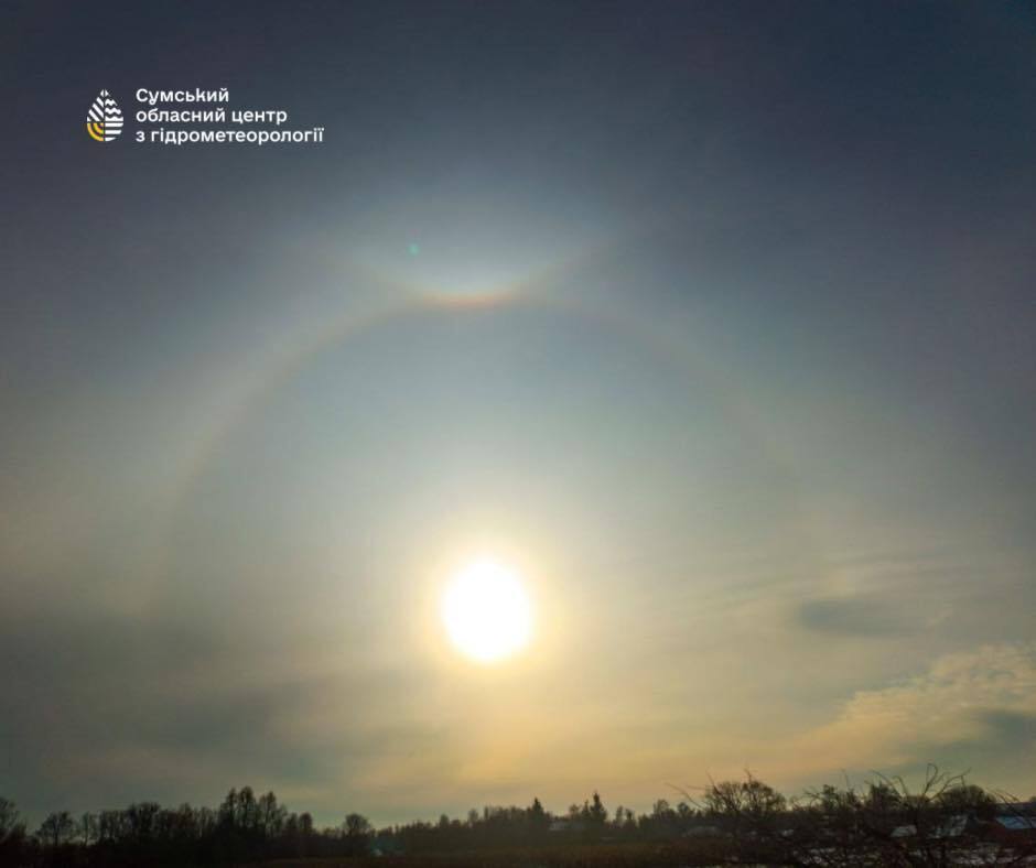 Полярное сияние и двойное гало: в небе над Сумской областью зафиксировали сразу два редких явления за сутки. Фото