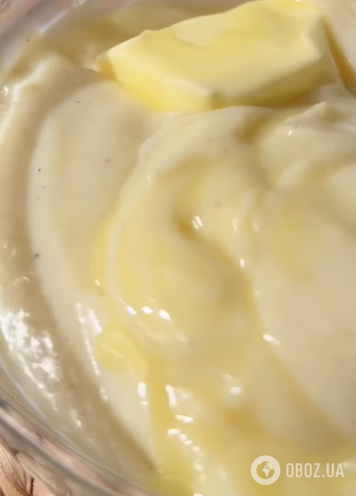 Ленивый вишневый "Наполеон" без приготовления теста: делимся простым рецептом