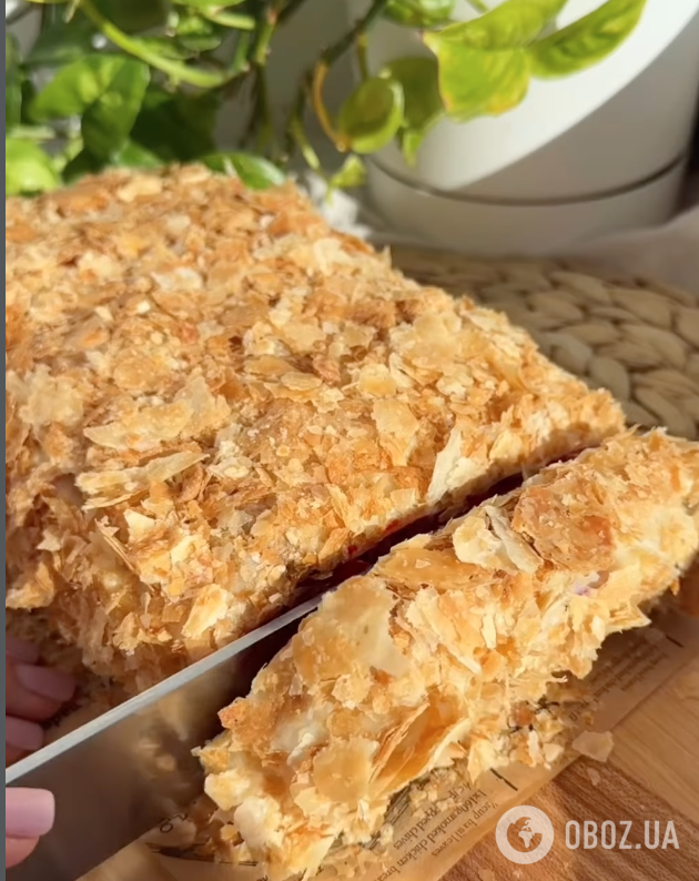 Ленивый вишневый "Наполеон" без приготовления теста: делимся простым рецептом