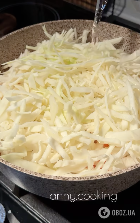 Как вкусно приготовить тушеную капусту: самый простой рецепт бюджетного блюда