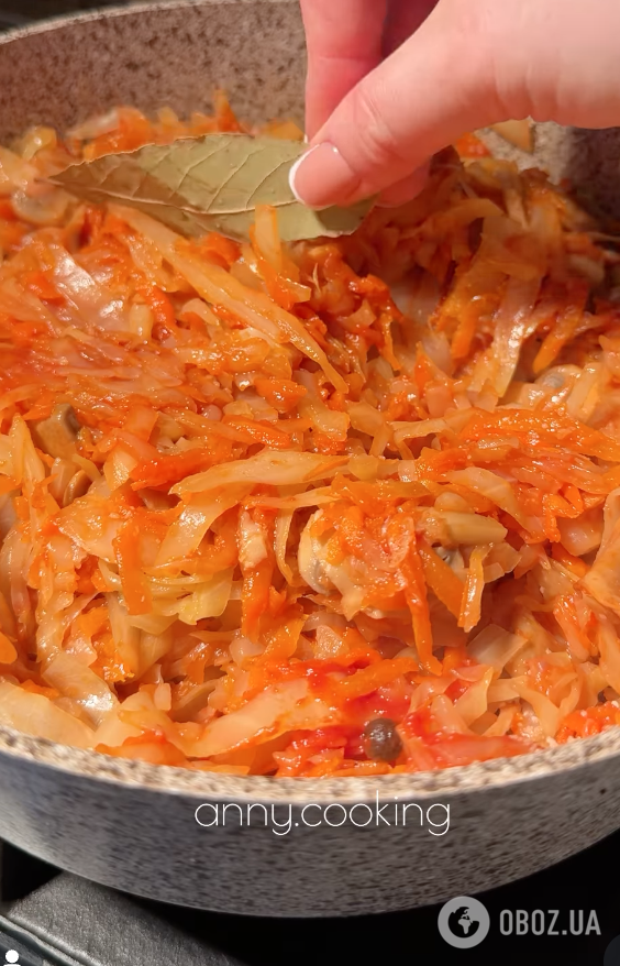 Смачна тушкована капуста: розповідаємо, що додати для яскравого смаку