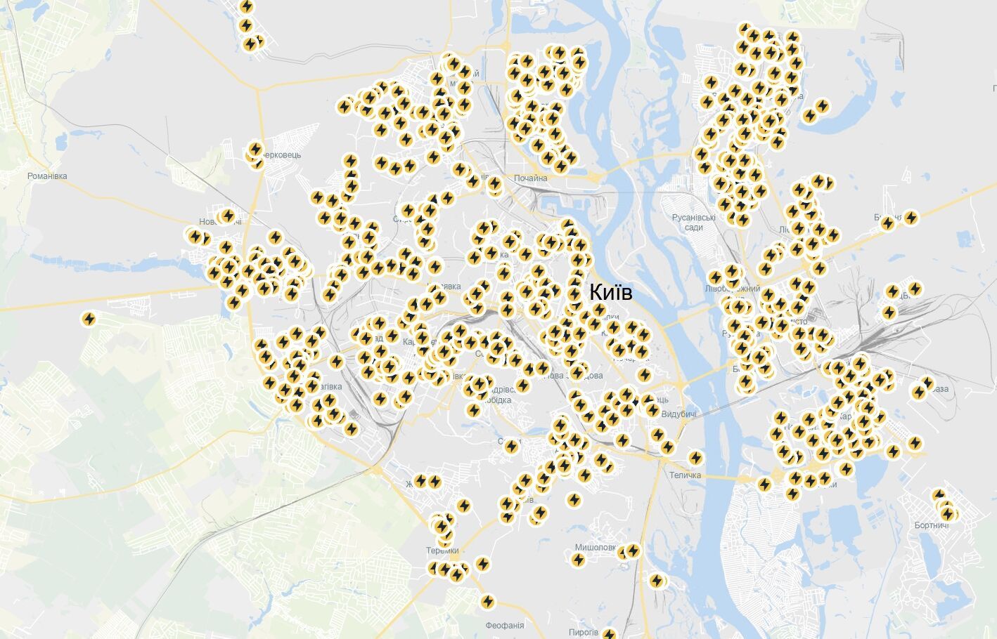 У КМДА розповіли, де в Києві можна зарядити телефони. Мапа пунктів незламності