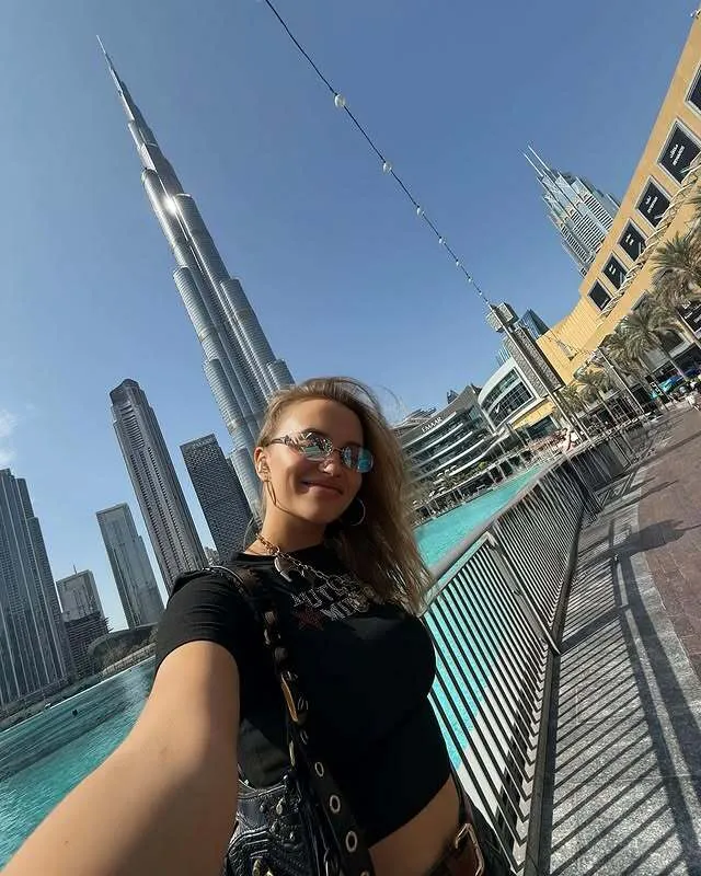 Экс-ведущую "Орла и Решки" депортировали из США из-за срамного багажа: что нашли в ее чемодане и телефоне