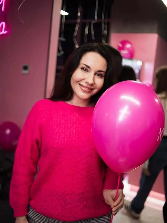 Была на дне: главная звезда сериала "Школа" от отчаяния пошла на обычную работу и объяснила, почему ей не дают ролей