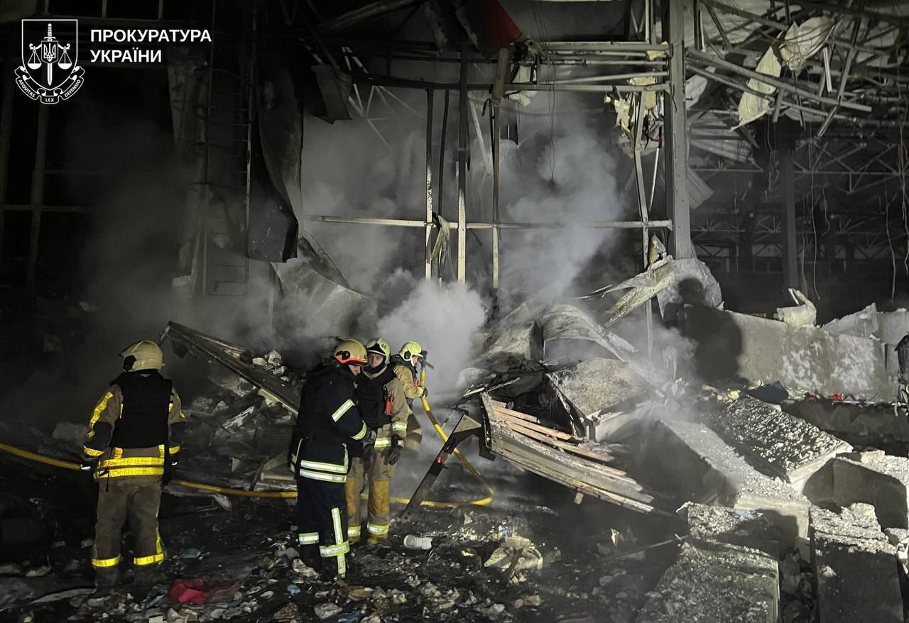 Работают экстренные службы