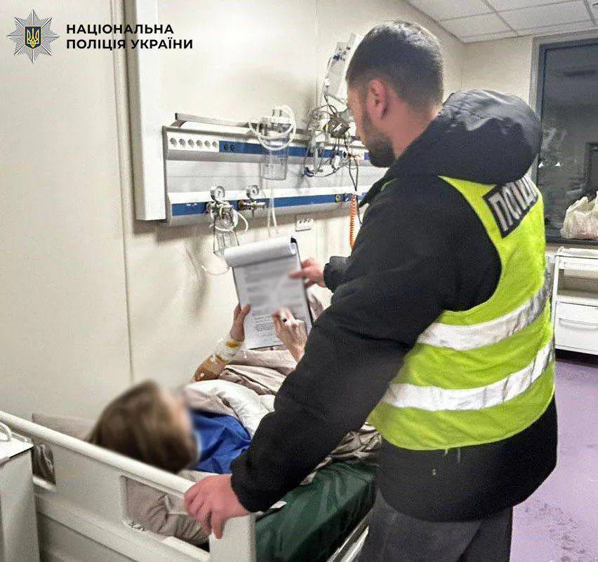 Напад у школі в Києві: поліцейські повідомили про підозру підлітку. Подробиці та фото