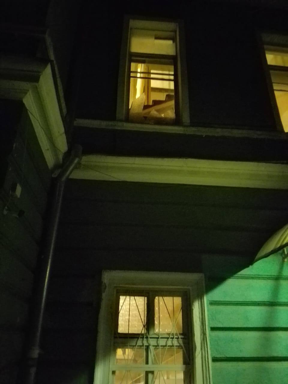 Було дві хвилі атак: Росія вночі вдарила по Одесі, постраждали шестеро людей. Фото і відео