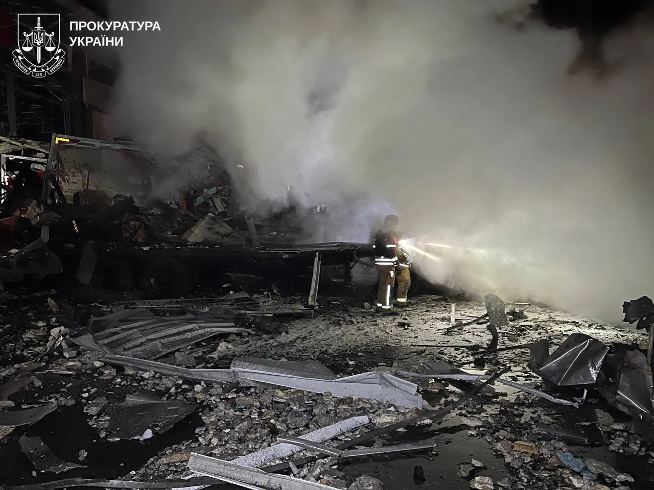 Росія ударом по передмістю Харкова вбила чотирьох людей, ще шестеро дістали поранення. Фото