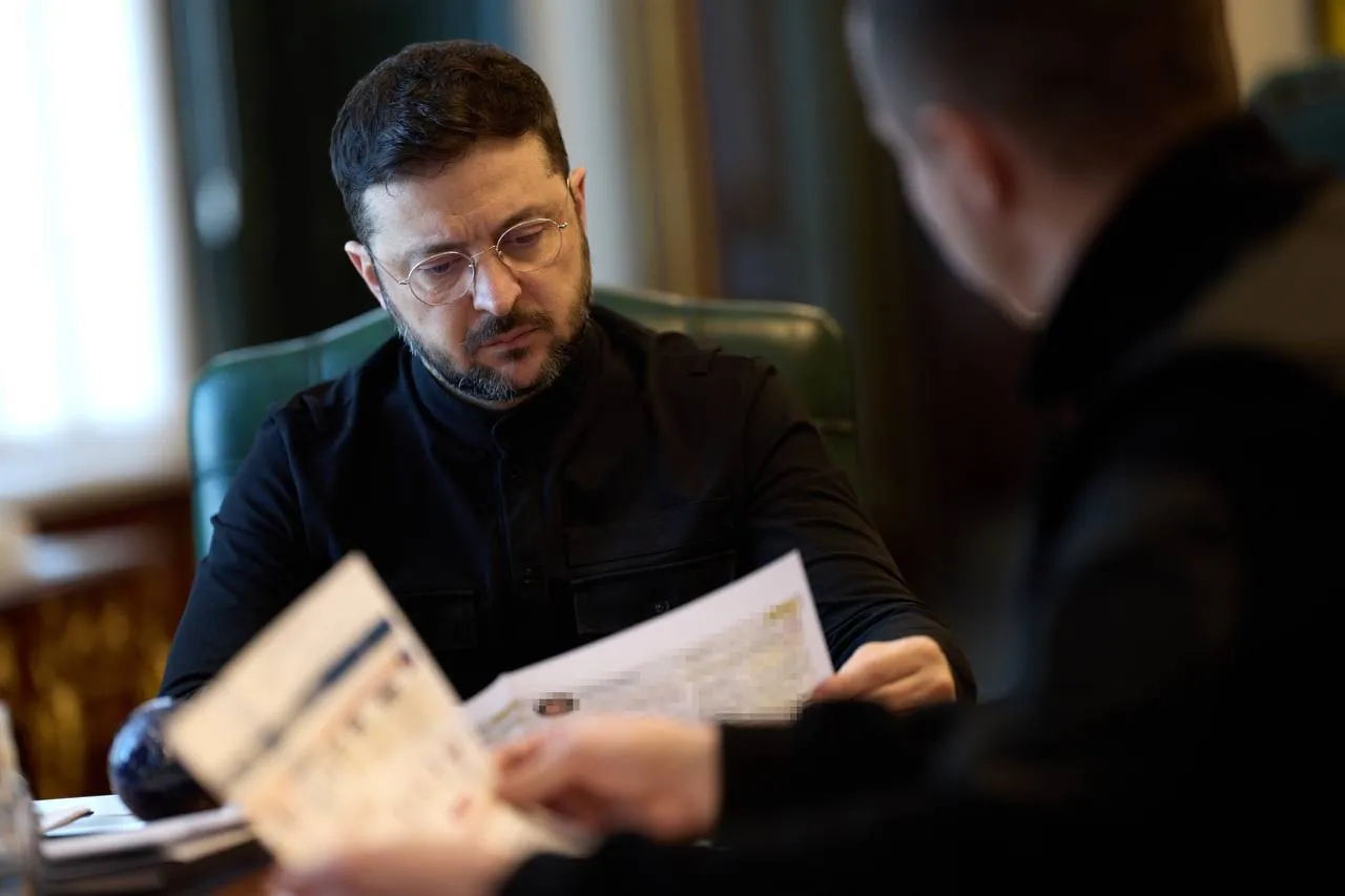 "Кремль пытается компенсировать эту потерю": Зеленский заявил, что благодаря давлению 20% судов теневого флота России остановились