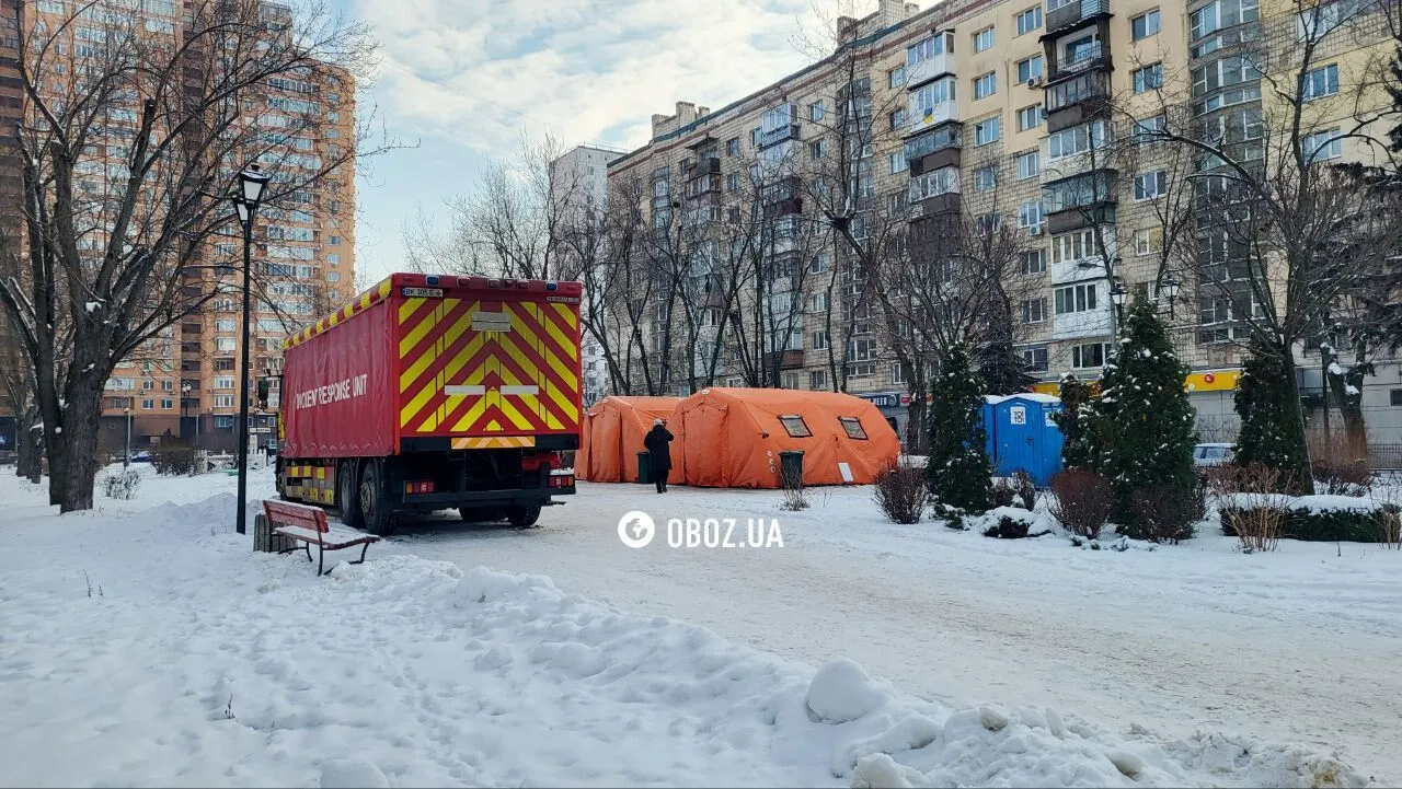 Генераторами заживили багатоповерхівки: як ДСНС допомагає мешканцям Києва під час відключення світла та тепла. Фото та відео