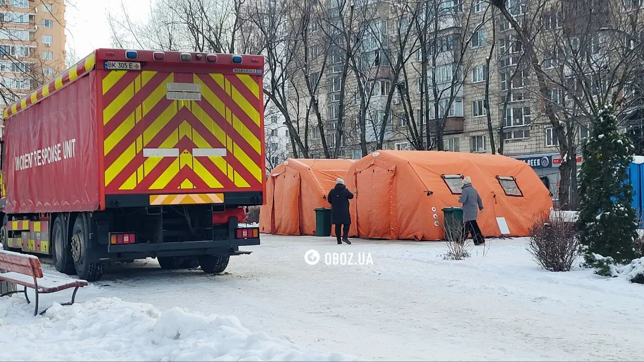 Генераторами заживили багатоповерхівки: як ДСНС допомагає мешканцям Києва під час відключення світла та тепла. Фото та відео
