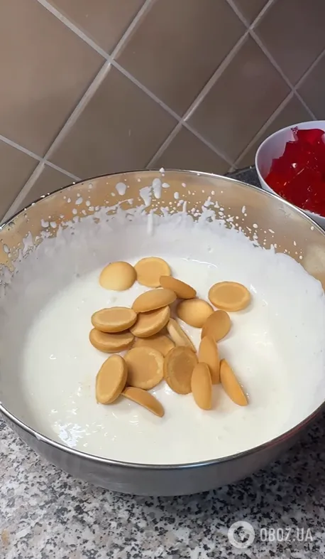 "Бите скло" з печивом: зробіть звичний десерт значно смачнішим